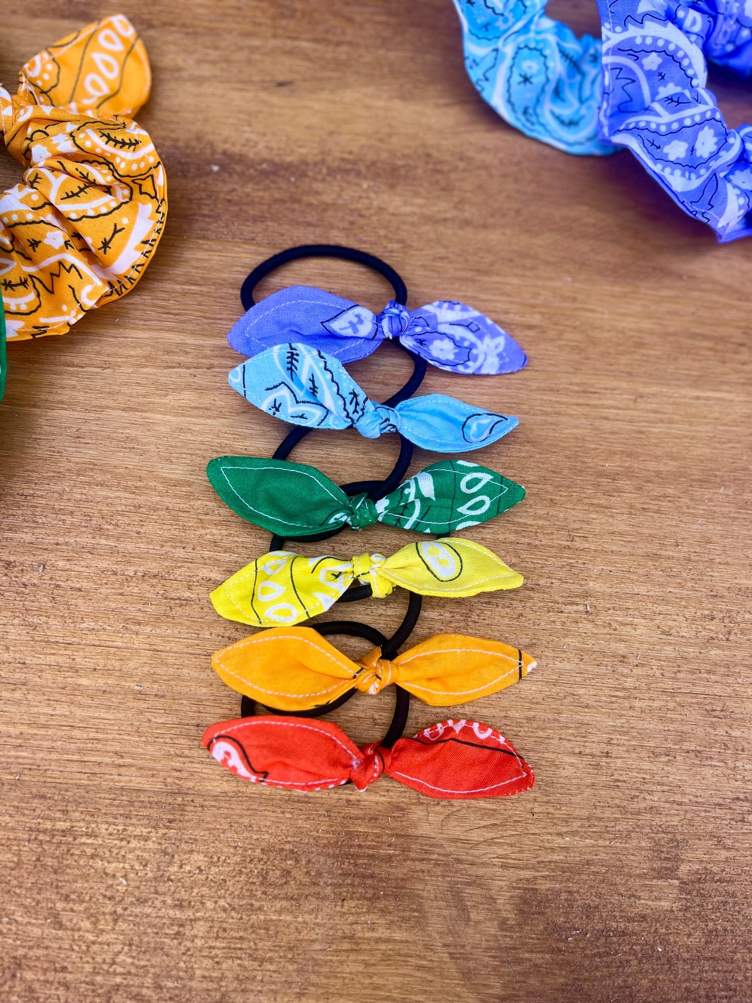 Elastique avec noeud