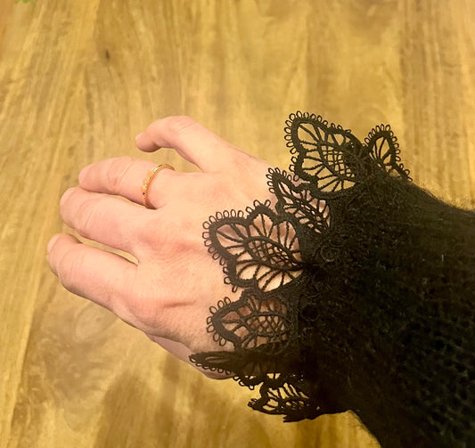 Manchettes amovibles et réversibles dentelle noire 3