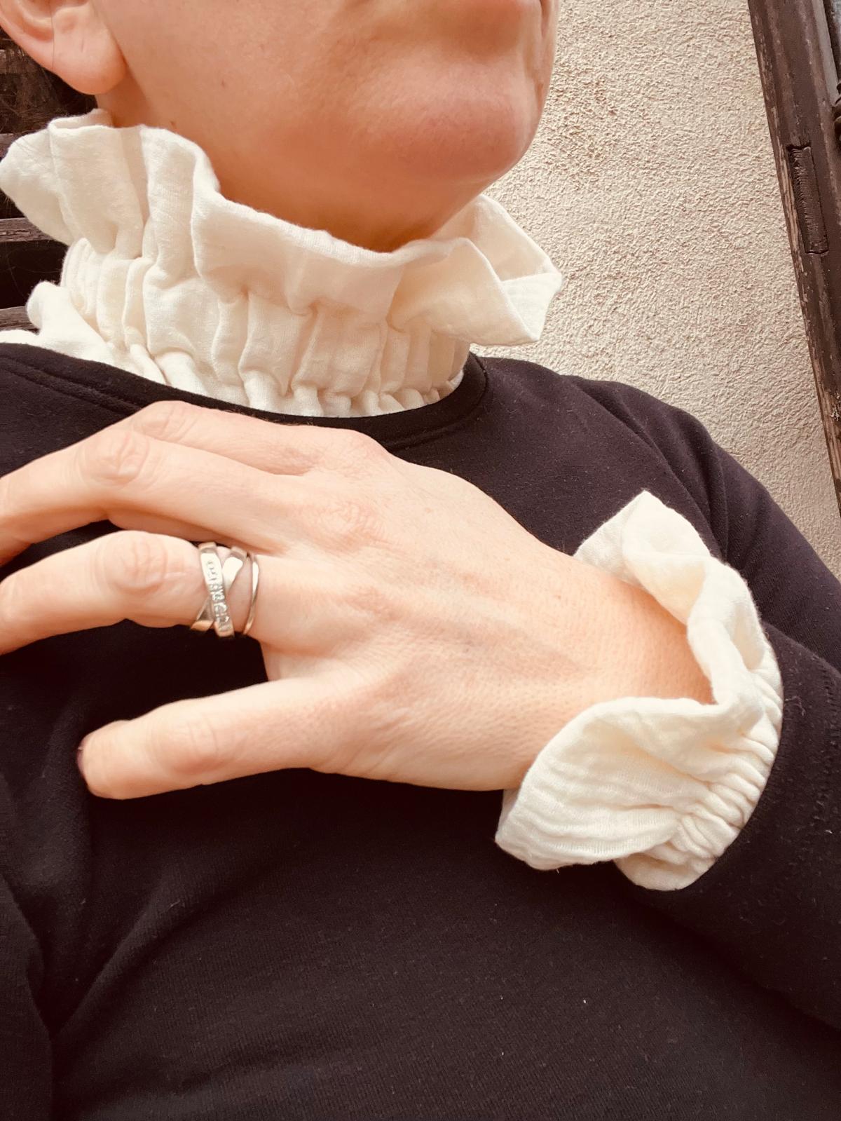 Col amovible double gaze de coton couleur crème