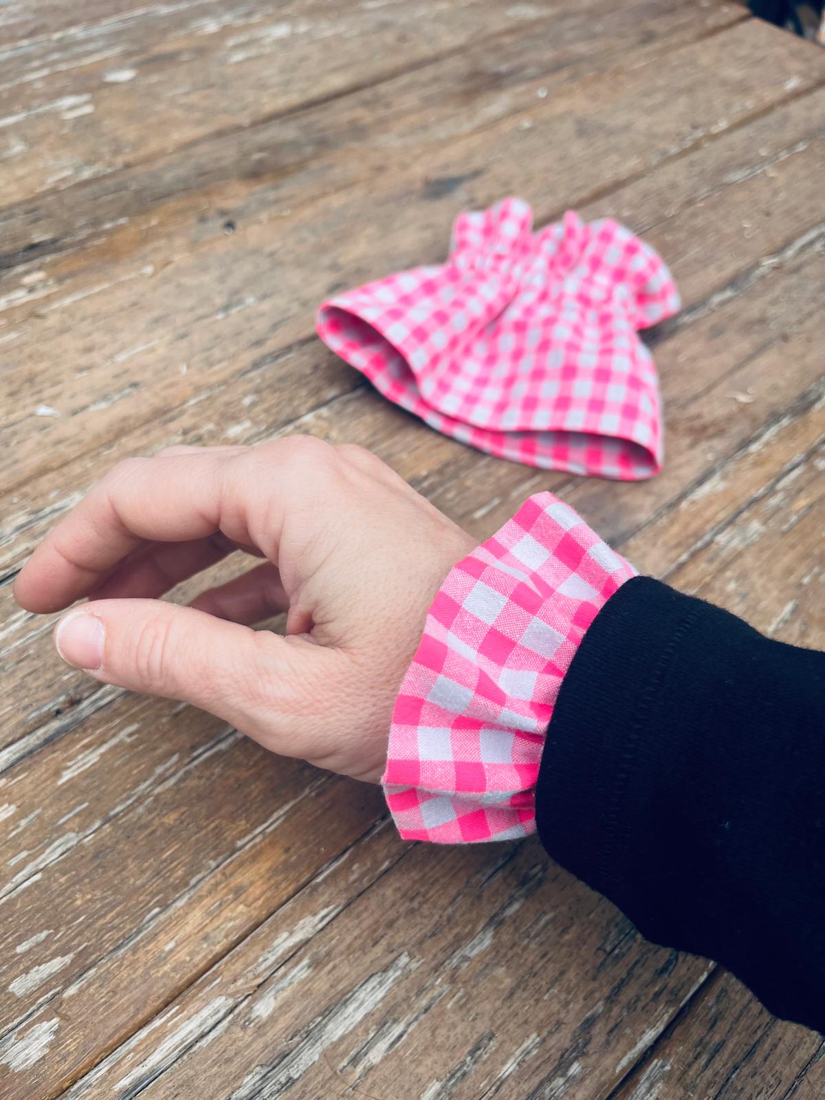 Manchettes amovibles carreaux rose fluo