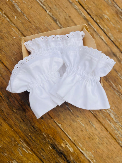 Manchettes amovibles et réversibles broderie blanche