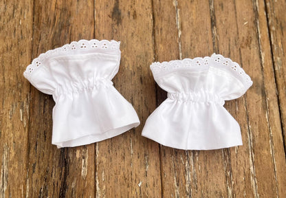 Manchettes amovibles et réversibles broderie blanche