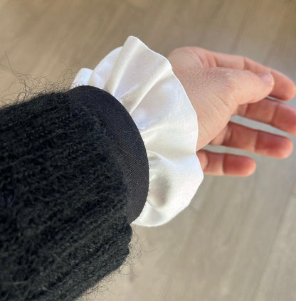 Ensemble col et manchettes blanches amovibles